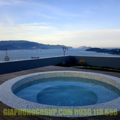 Bể Jacuzzi